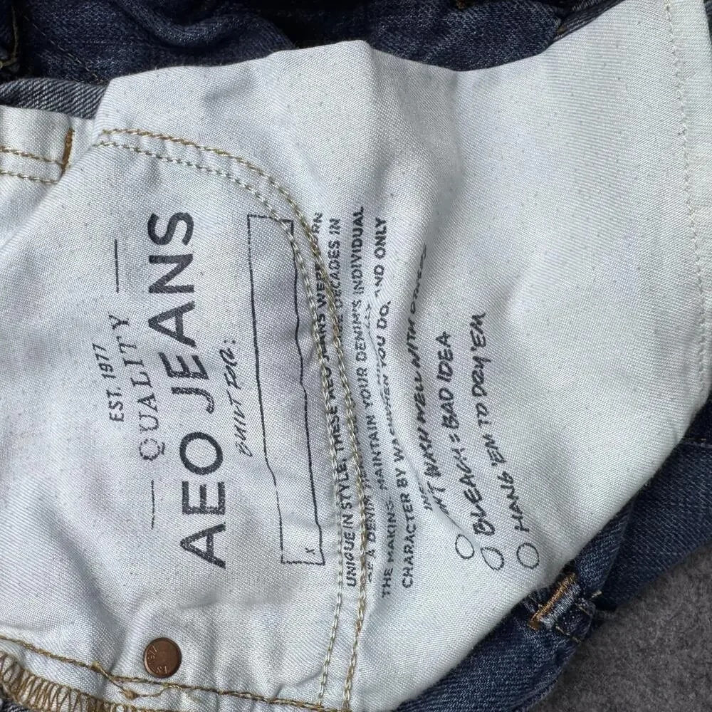 American Eagle Outfitters Shorts Mens 33 Blue Denim Bermuda Distressed Cutoff